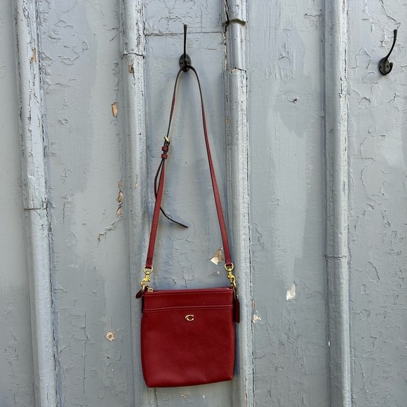 Coach Kitt Messenger Crossbody, 7.75” x 8.75” x 1.0” - Picture 2 of 13